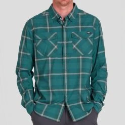 NRS Long Sleeve Guide Shirt - Men's -Western Mountaineering shop 10012 02 Mediterranea Model FrontCrop 102121 2000x2000 rsz 22340.1647975369