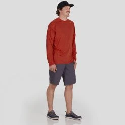 NRS Silkweight Long-Sleeve Shirt - Men's -Western Mountaineering shop 10114 05 Kio Model Front 102121 2000x2000 rsz 85707.1654628774