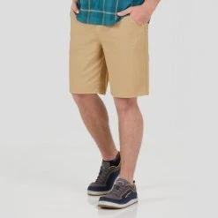NRS Canyon Short - Men's -Western Mountaineering shop 10153 02 Desert Model FrontCrop 112321 2000x2000 rsz 68682.1677177649