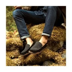Acorn Ellsworth Suede Moc - Men's -Western Mountaineering shop 18801 blk 2000x rsz 36038.1626822650