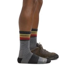 Darn Tough Kelso Micro Crew Light Cushion - Men's (Fall 2022) -Western Mountaineering shop 1973 gray footwear rsz 17543.1676924790