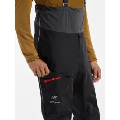 Arc'teryx Alpha SV Bib - Men's -Western Mountaineering shop Alpha SV Bib Black Pocket Detail rsz 54014.1663273347
