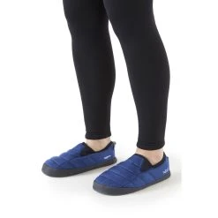 Rab Cirrus Hut Slipper -Western Mountaineering shop Cirrus Hut Slipper NightfallBlue QAJ 05 NFB 01 on model rsz 45857.1646107724