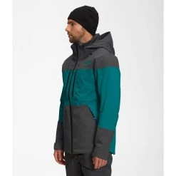 The North Face Chakal Jacket - Men's (Fall 2022) -Western Mountaineering shop NF0A5GM3 7P4 model34 rsz 42630.1671138893