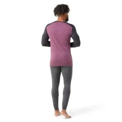 Smartwool Classic Thermal Merino Base Layer Crew - Men's -Western Mountaineering shop SW016349J46 3 p rsz 00609.1672268739