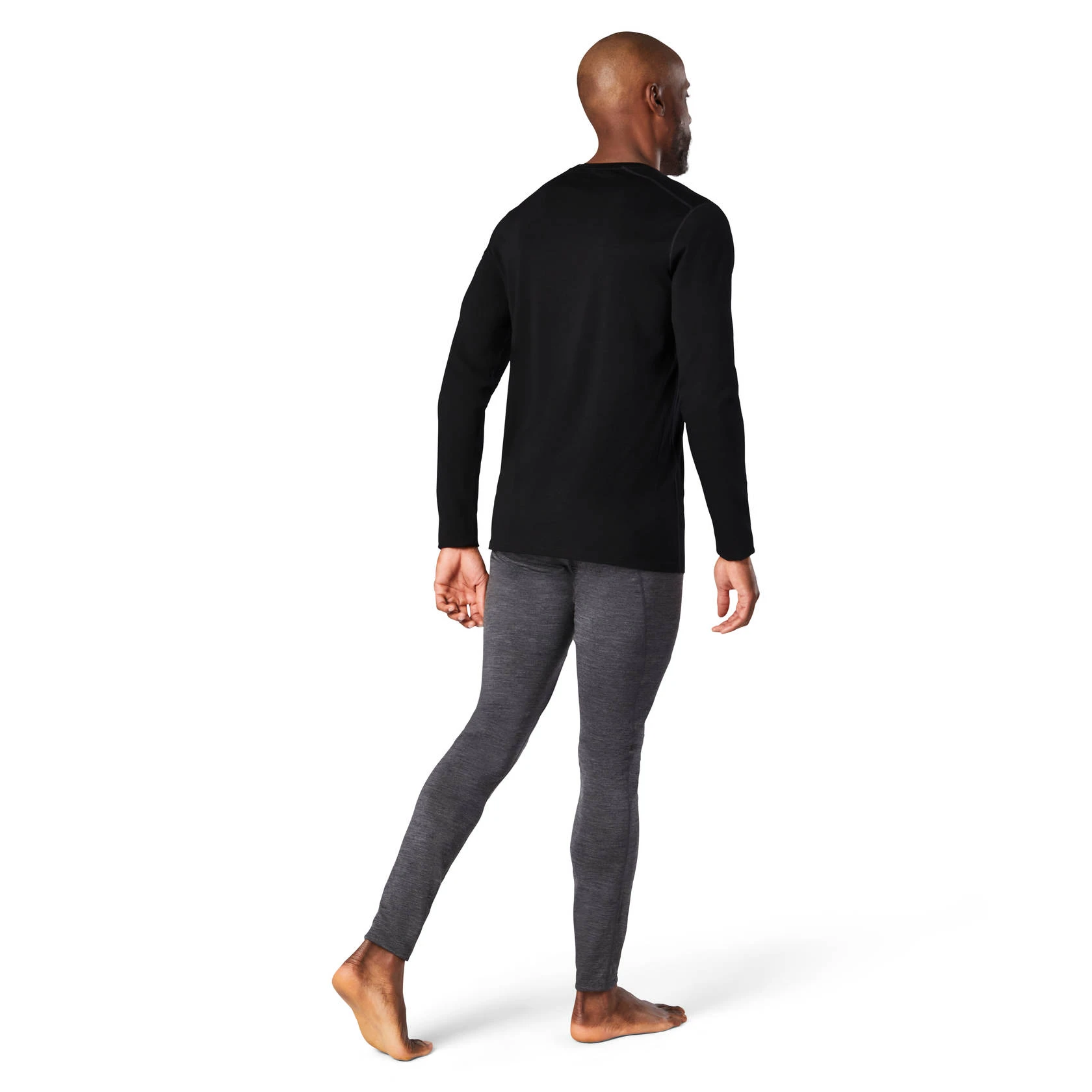Smartwool Classic All-Season Merino Base Layer Long Sleeve - Men's 5 Smartwool Classic All-Season Merino Base Layer Long Sleeve - Men's - Image 3