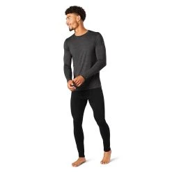 Smartwool Classic All-Season Merino Base Layer Long Sleeve - Men's 21 Smartwool Classic All-Season Merino Base Layer Long Sleeve - Men's -Western Mountaineering shop SW016952D36 2 p rsz 37163.1672989509