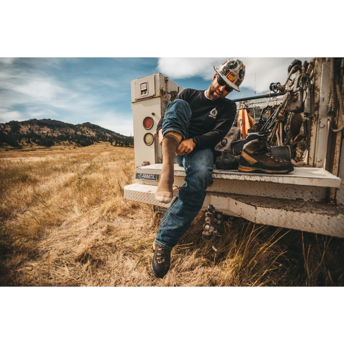 Darn Tough John Henry Boot Sock Midweight Cushion - Men's 6 Darn Tough John Henry Boot Sock Midweight Cushion - Men's - Image 4